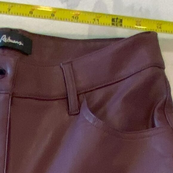 Reitmans - Vegan-leather, Straight leg, Maroon pants, Size 8 - Picture 8 of 8